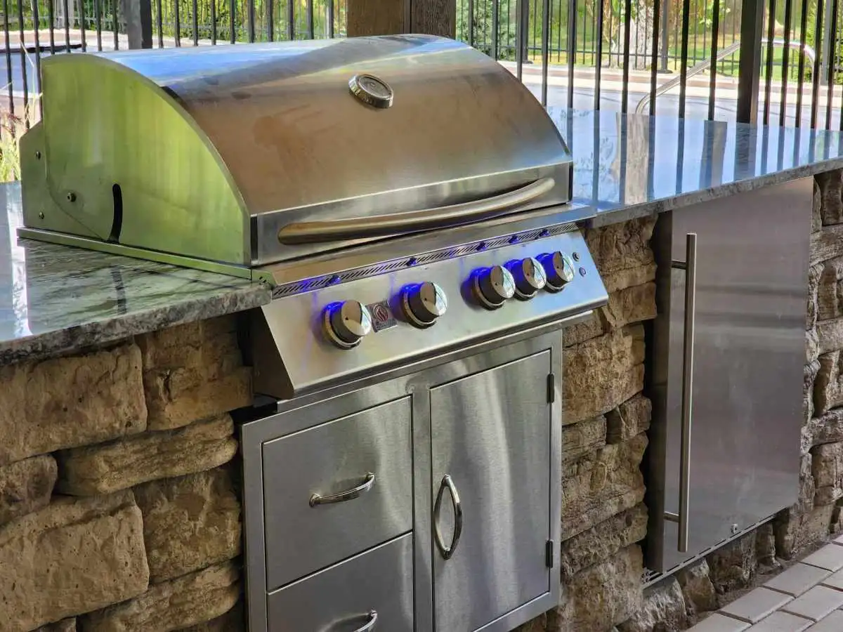 Outdoor grill station with LED lighting